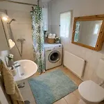 Haus Direkt Am See, 50m Zum Strand, Mit Garten & Kamin Hébergement de vacances *