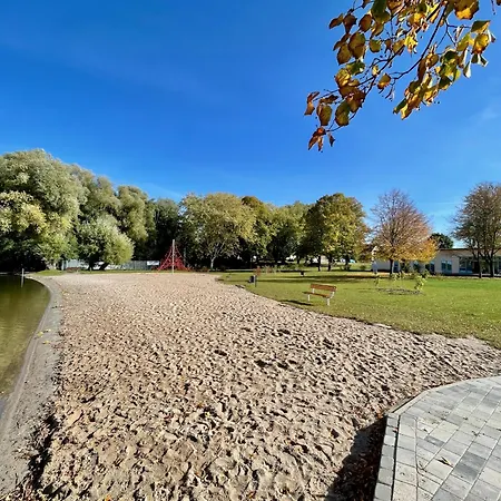 Haus Direkt Am See, 50m Zum Strand, Mit Garten & Kamin Casa de Férias