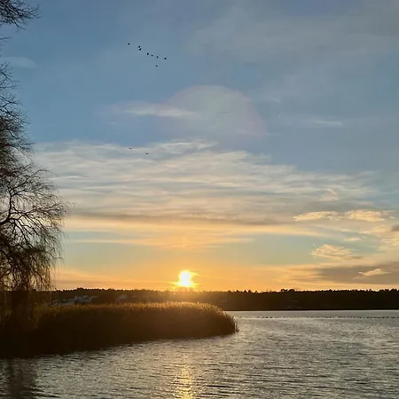 Feriehus Haus Direkt Am See, 50m Zum Strand, Mit Garten & Kamin