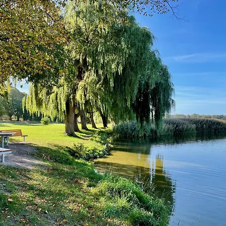 Feriehus Haus Direkt Am See, 50m Zum Strand, Mit Garten & Kamin Warin