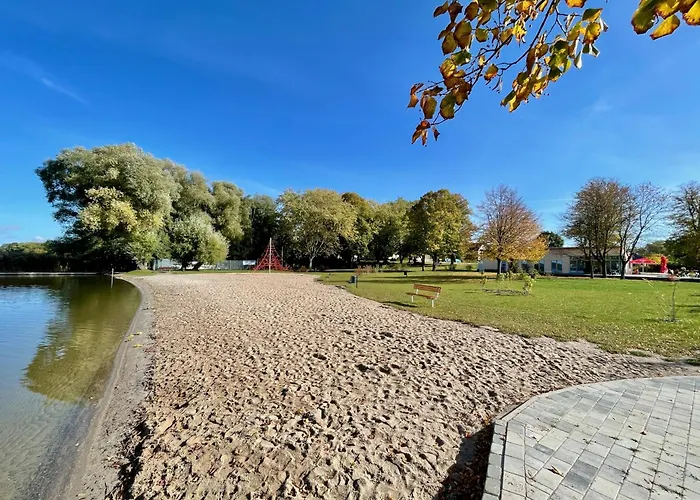 Haus Direkt Am See, 50m Zum Strand, Mit Garten & Kamin Casa de Férias