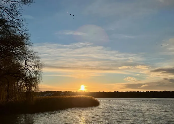 Casa de Férias Haus Direkt Am See, 50m Zum Strand, Mit Garten & Kamin