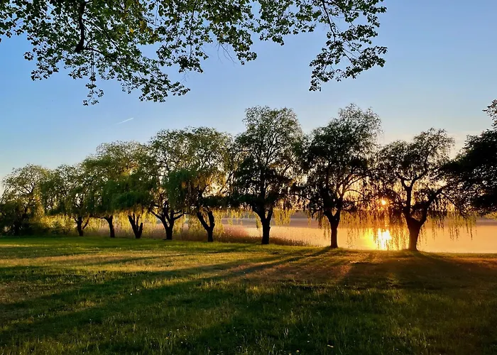 Casa de Férias Haus Direkt Am See, 50m Zum Strand, Mit Garten & Kamin *